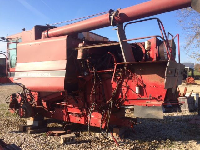 1990 Case IH 1660 Combine