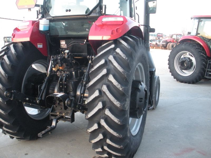 2015 Case IH Farmall 120 Tractor