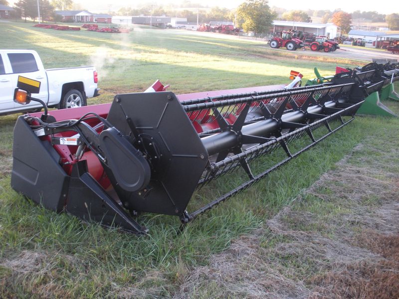 2004 Case IH 1020-30F Header Combine