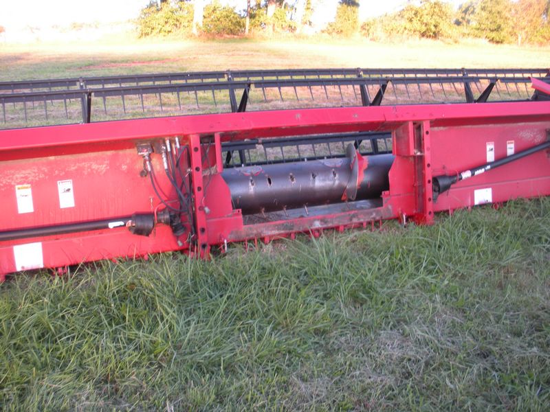 2004 Case IH 1020-30F Header Combine