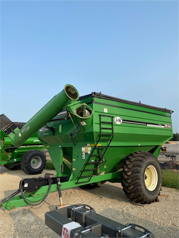 2015 J&M 810 Grain Cart