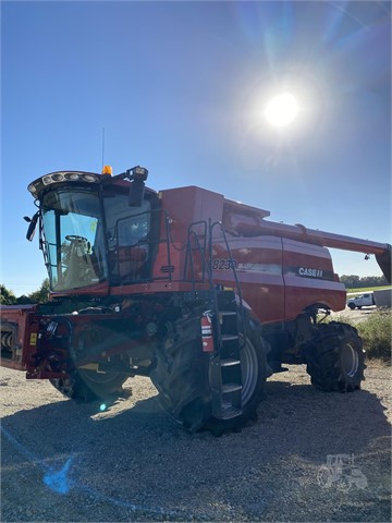 2013 Case IH 8230 Combine