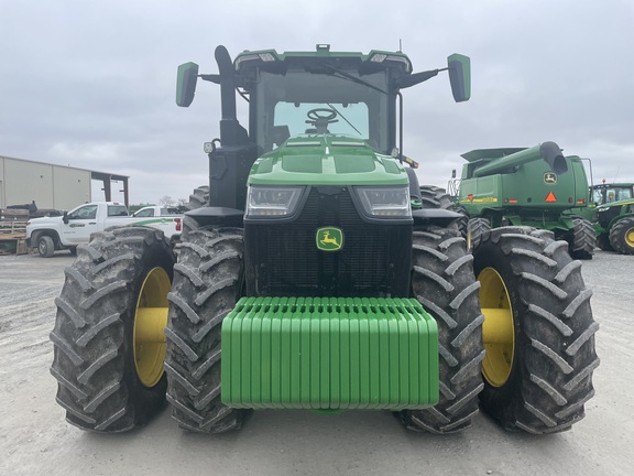 2022 John Deere 8R 310 Tractor