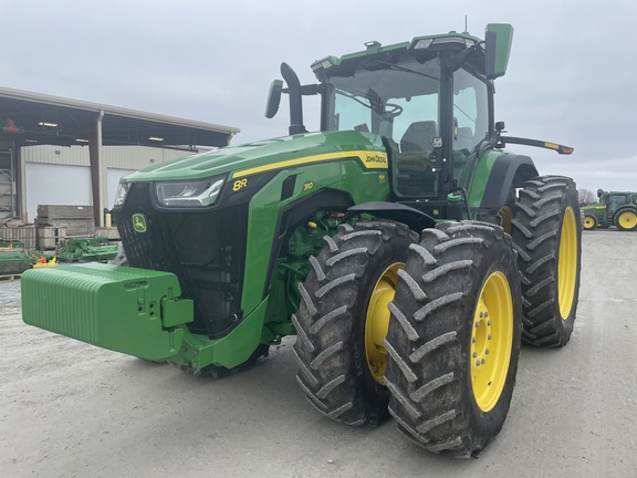 2022 John Deere 8R 310 Tractor