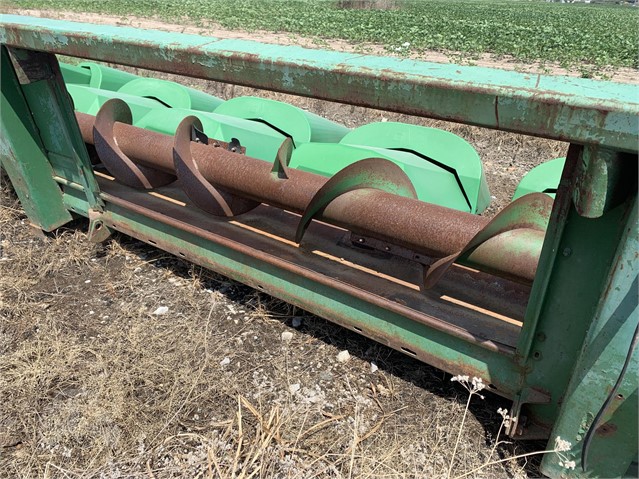 1992 John Deere 644 Header Combine