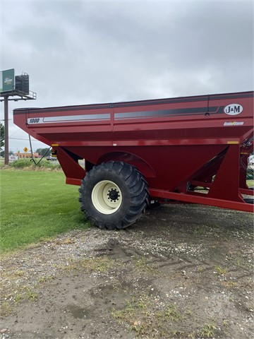 2022 J&M 1000-20S Grain Cart