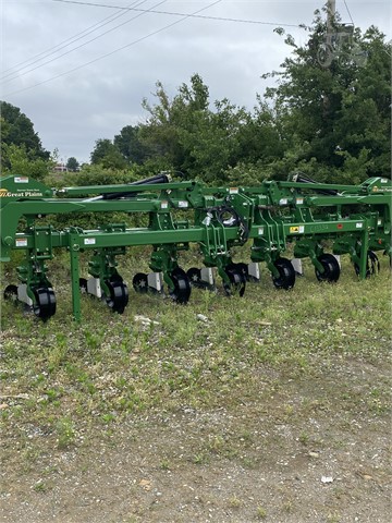 2022 Great Plains LC40 Cultivator RowCrop