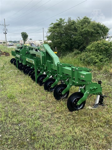 2022 Great Plains LC40 Cultivator RowCrop