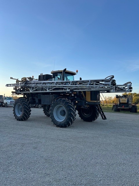 2019 RoGator RG1300C Sprayer/High Clearance