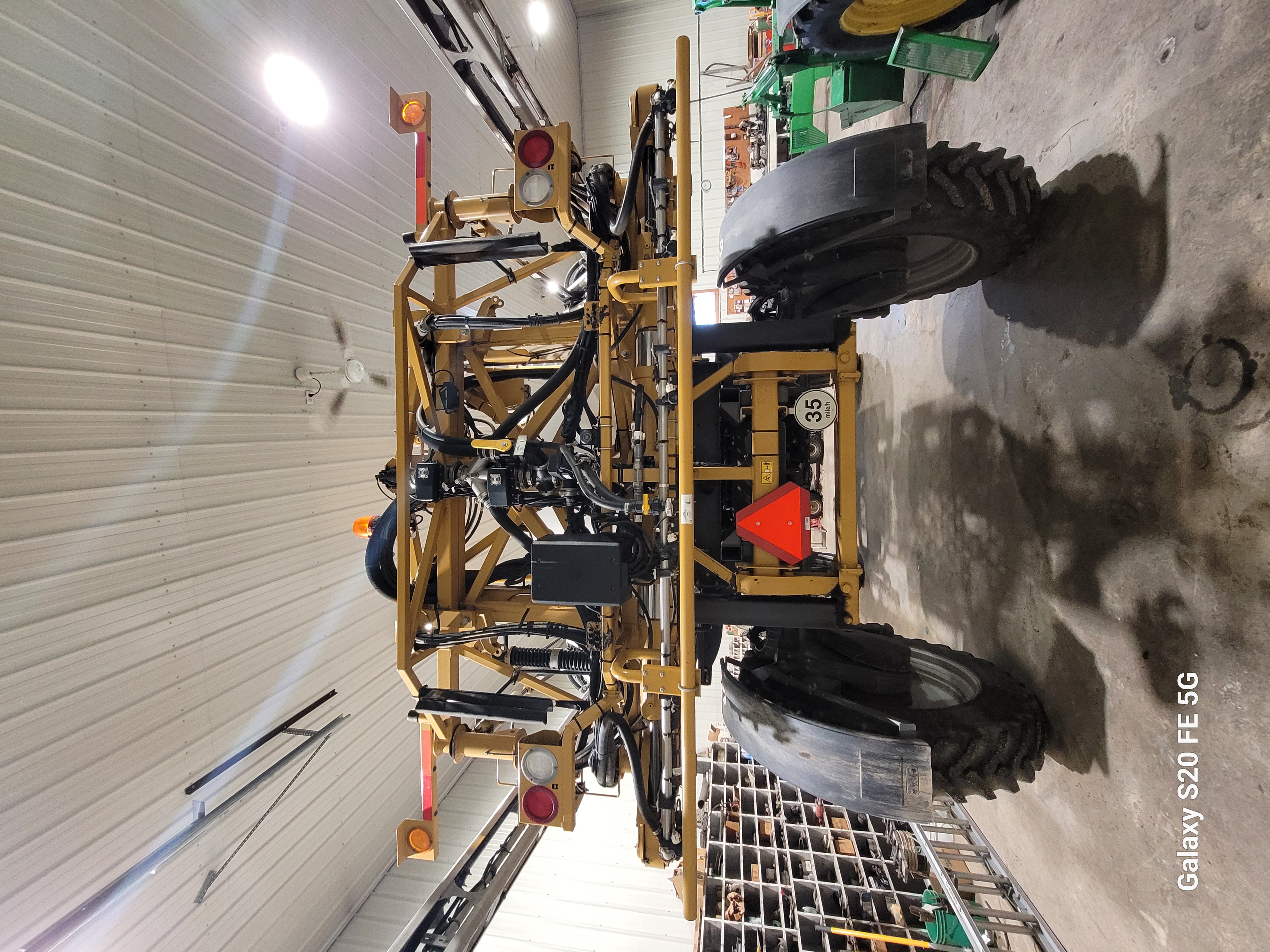 2019 RoGator RG1300C Sprayer/High Clearance