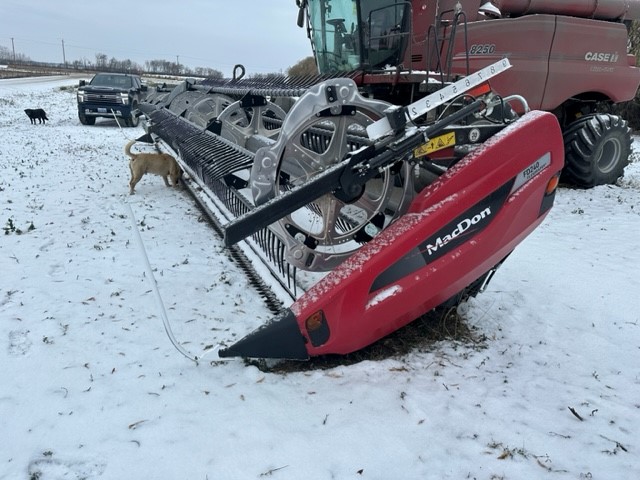 2022 MacDon FD240 LEXION Header Combine