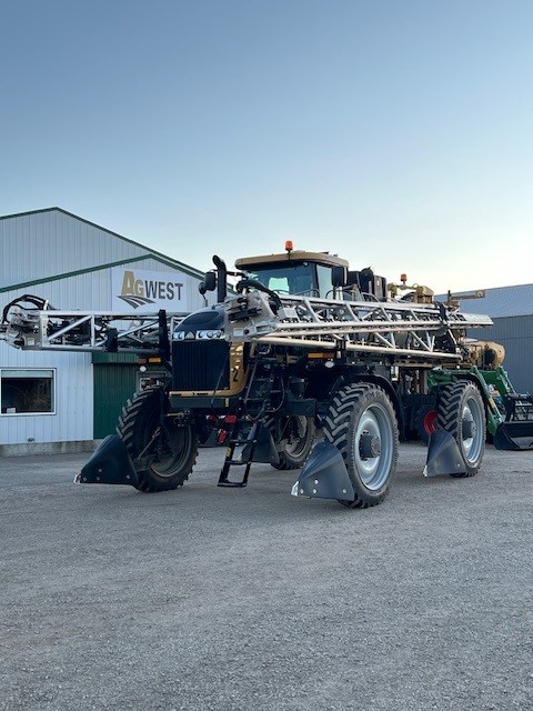 2022 RoGator RG1300C Sprayer/High Clearance