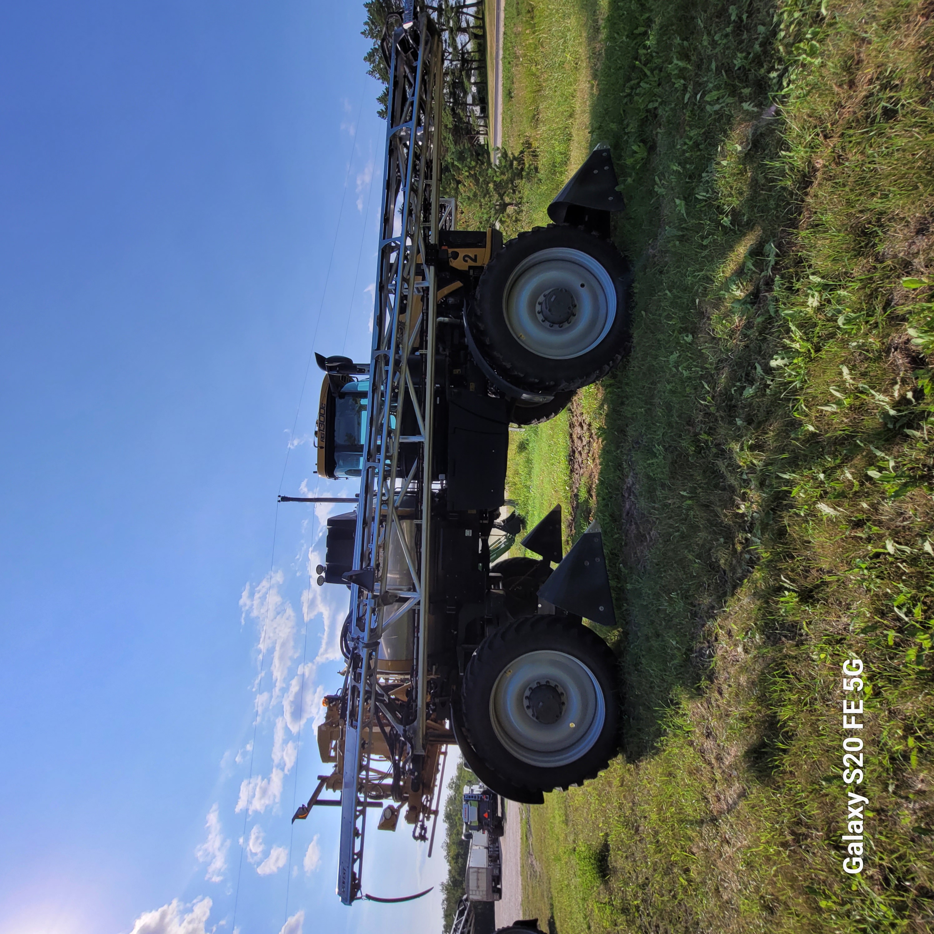 2022 RoGator RG1300C Sprayer/High Clearance