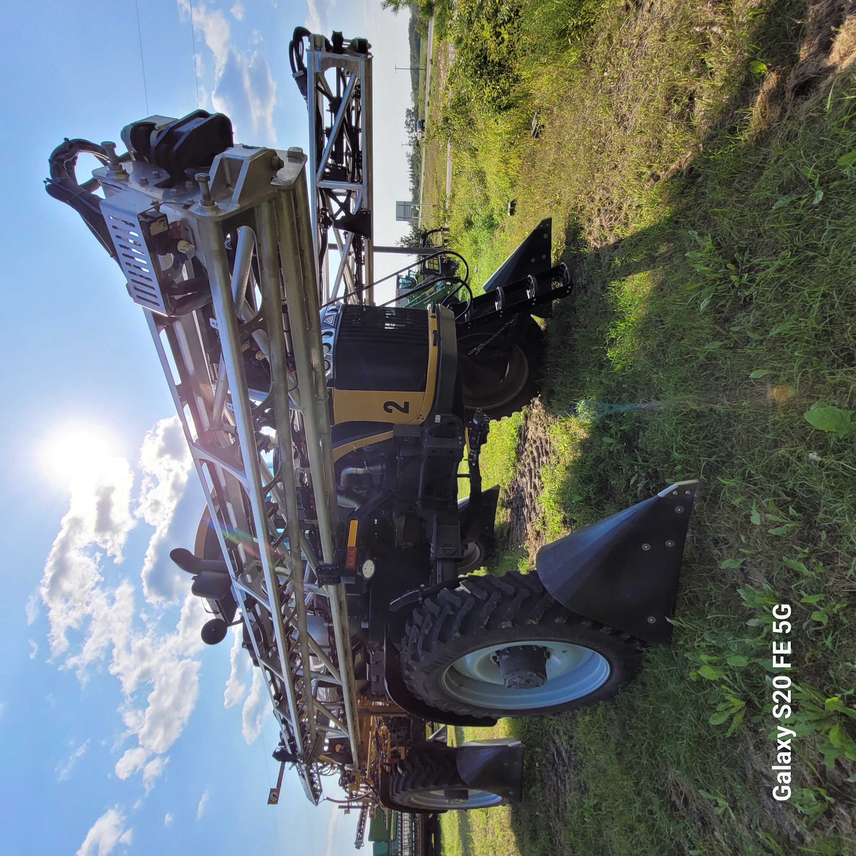 2022 RoGator RG1300C Sprayer/High Clearance