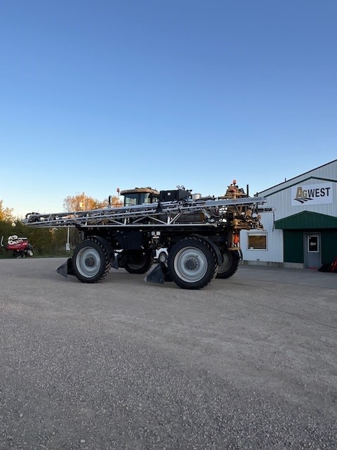 2022 RoGator RG1300C Sprayer/High Clearance