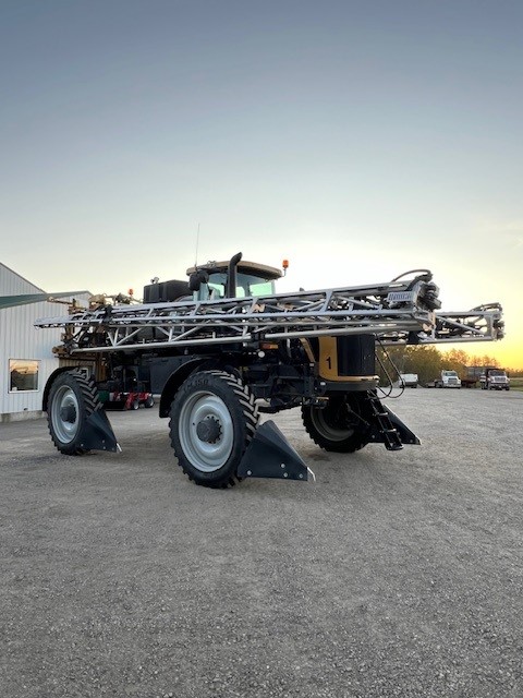 2022 RoGator RG1300C Sprayer/High Clearance