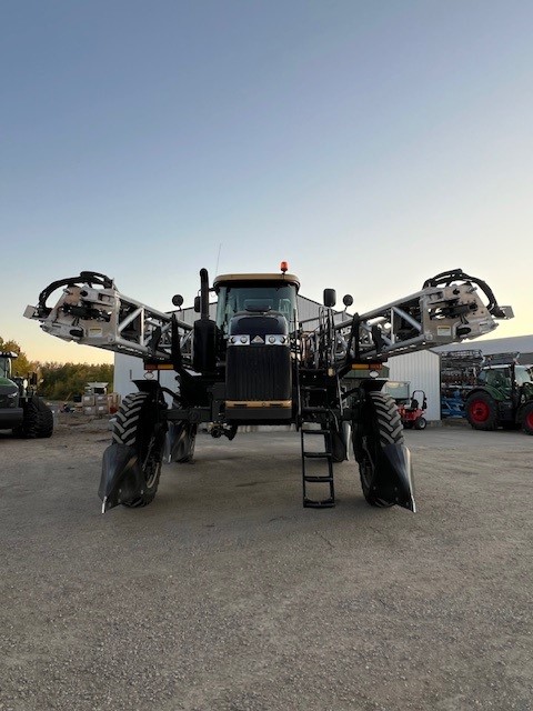 2022 RoGator RG1300C Sprayer/High Clearance