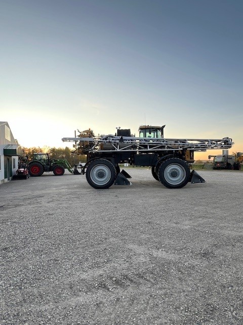 2022 RoGator RG1300C Sprayer/High Clearance