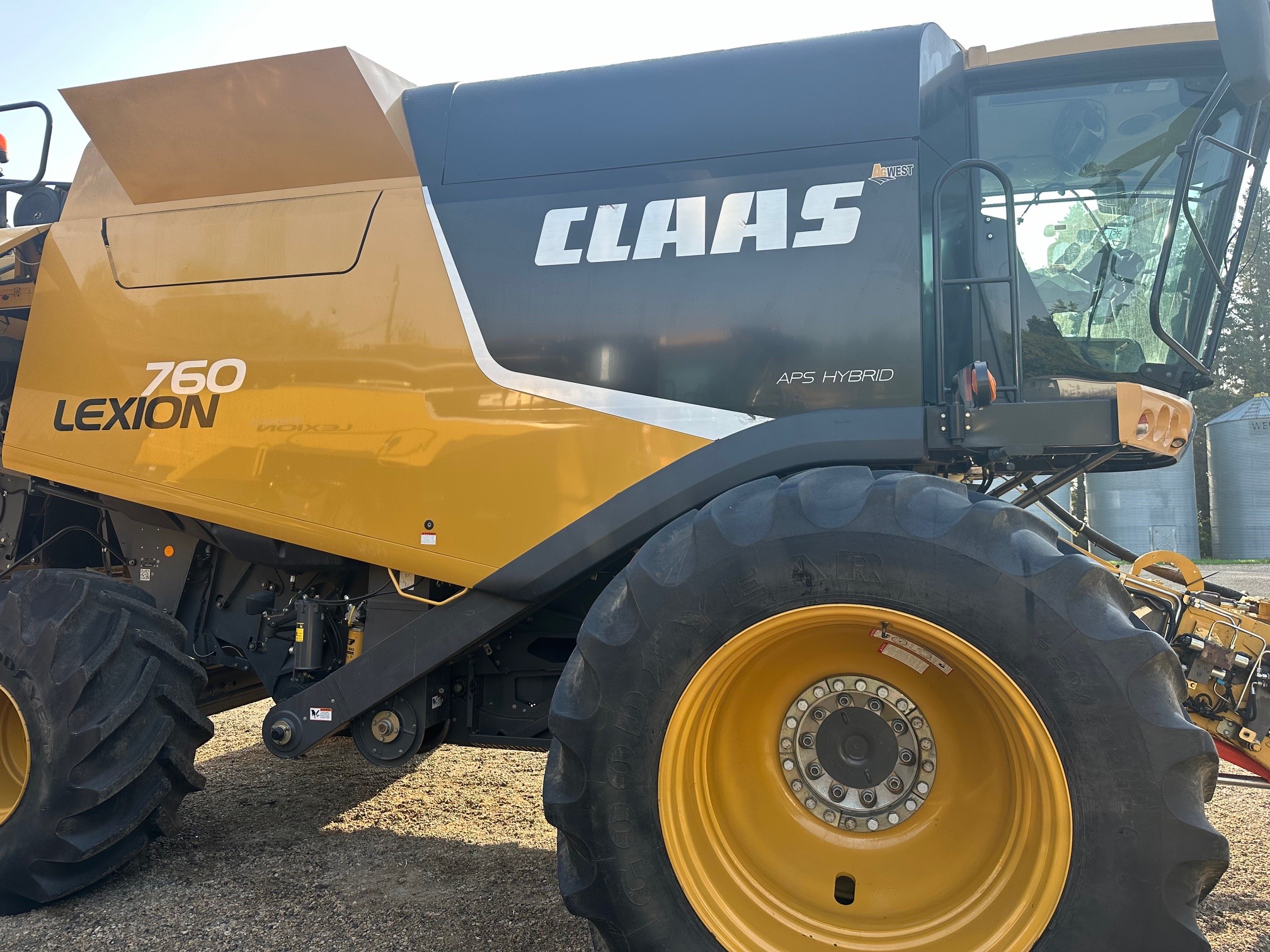 2013 CLAAS 760 Combine