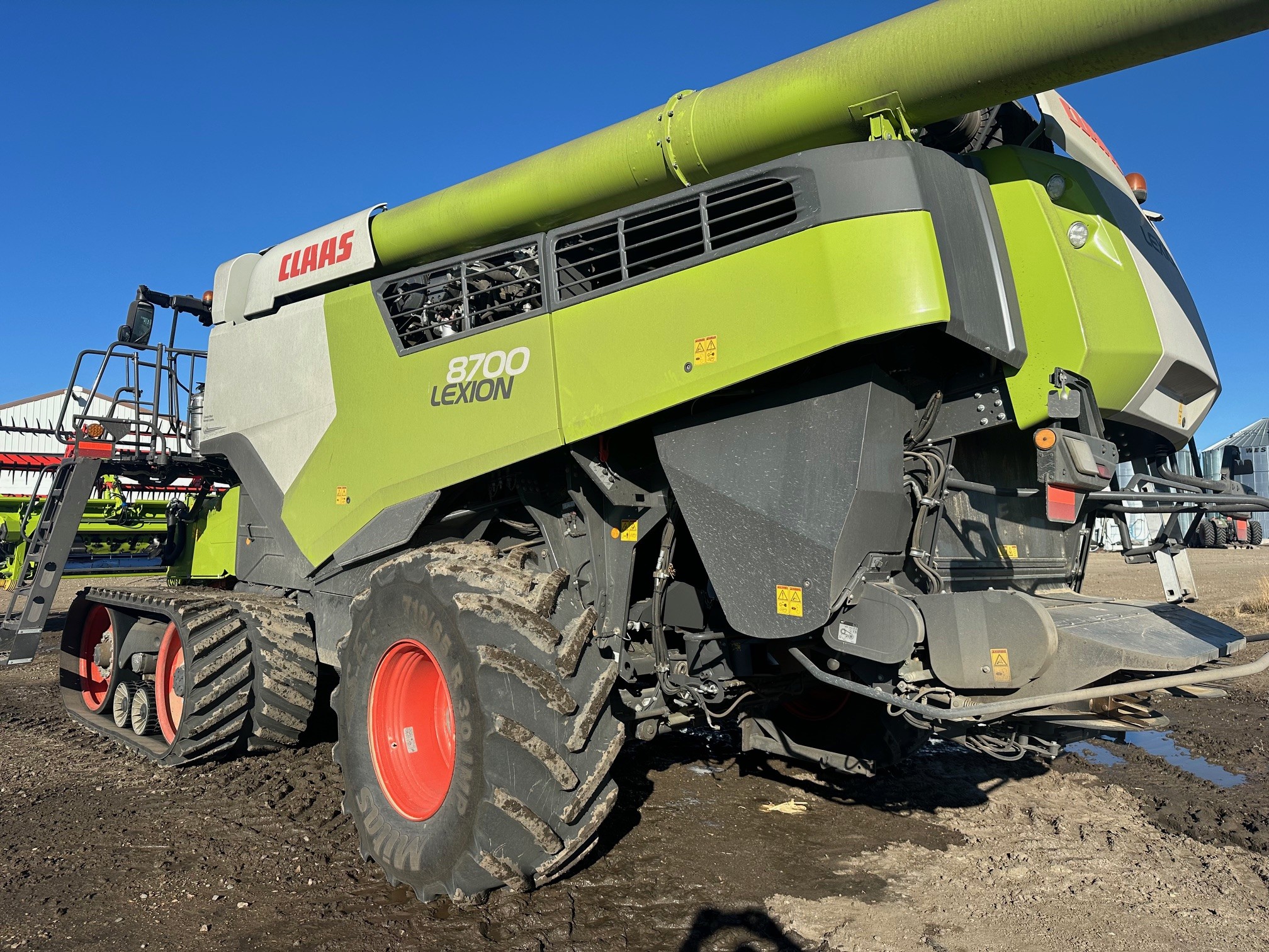 2022 CLAAS 8700TT Combine