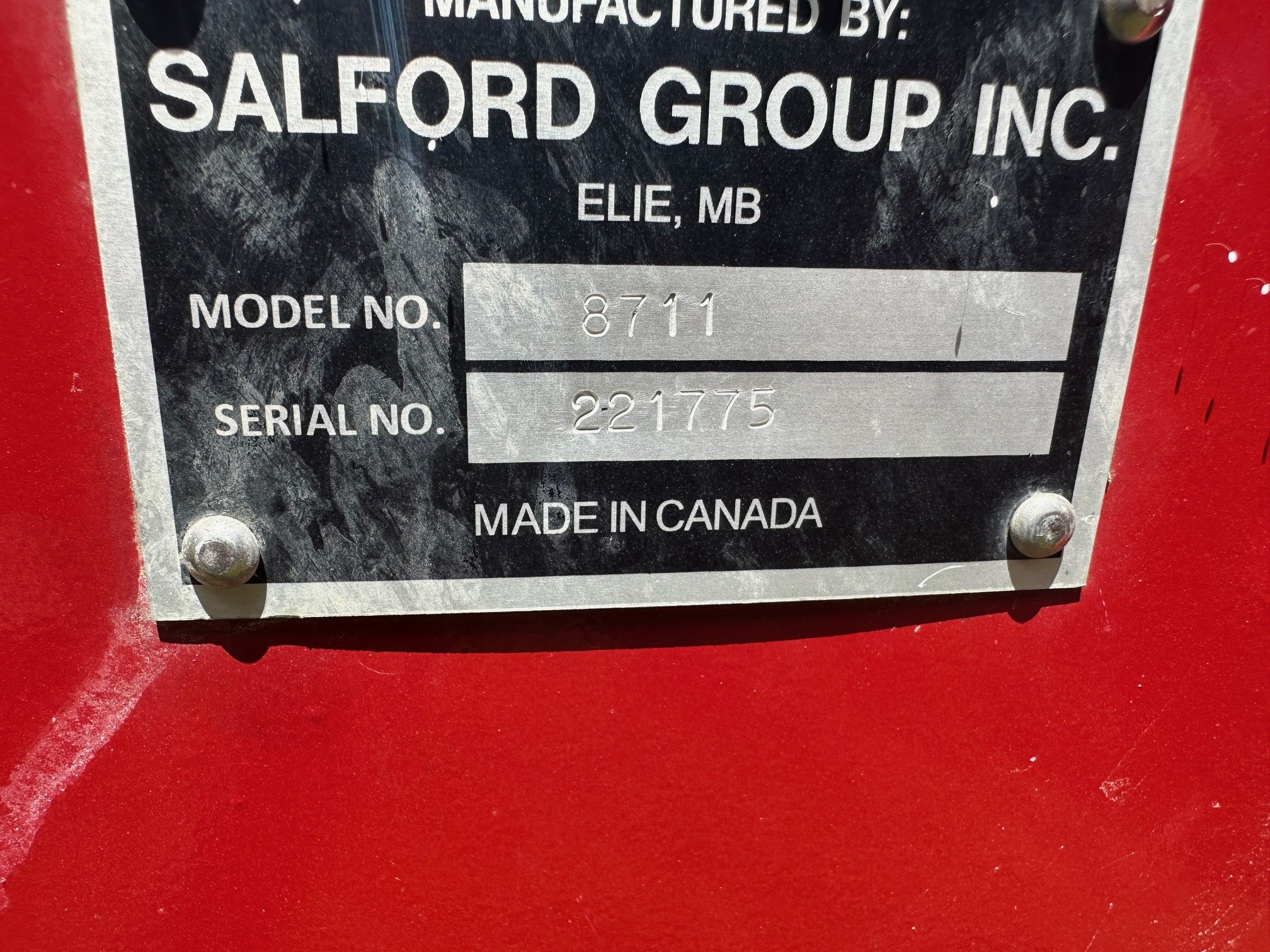 2022 Valmar 8711 Applicator