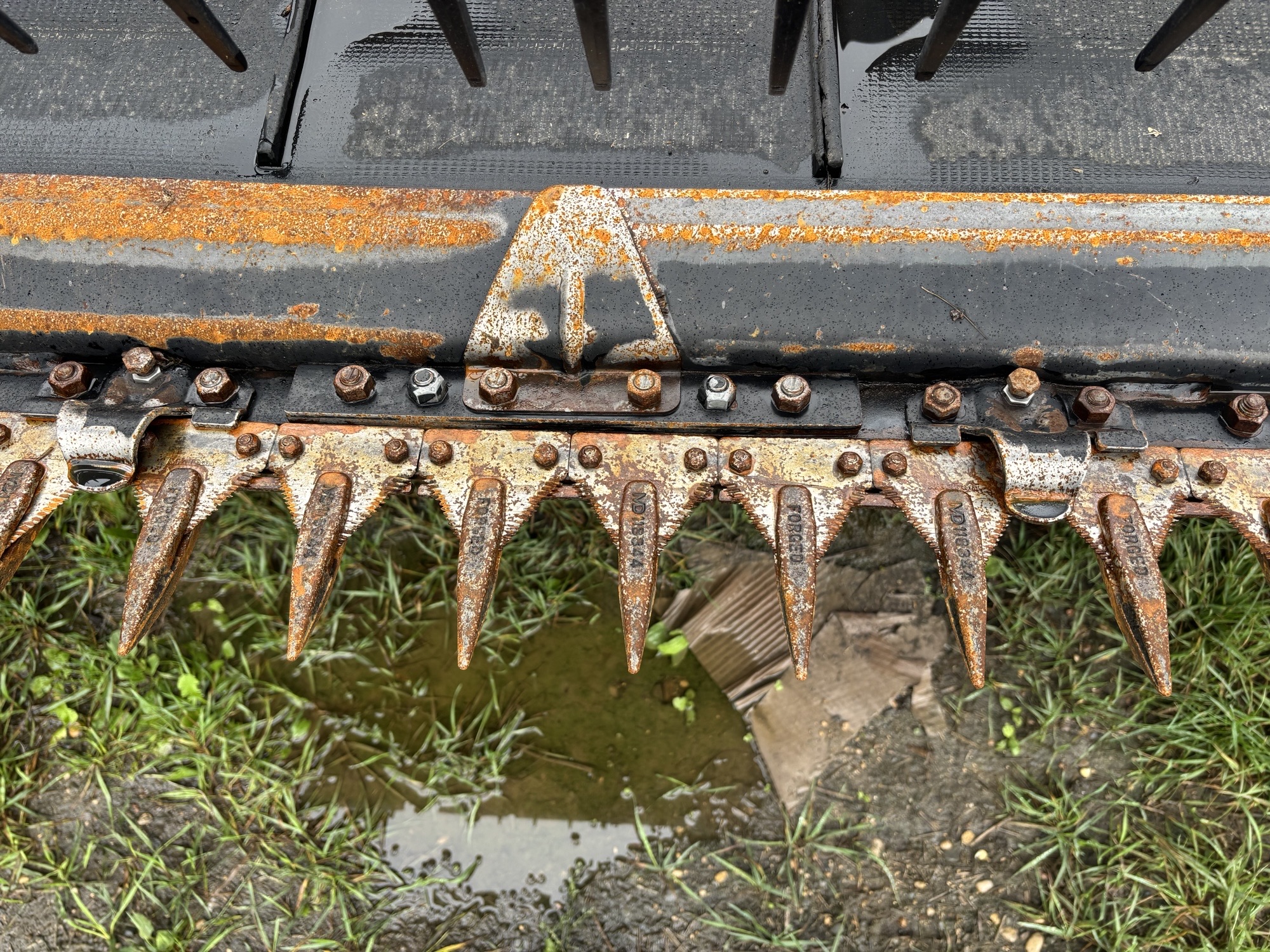 2021 MacDon FD140 Header Combine