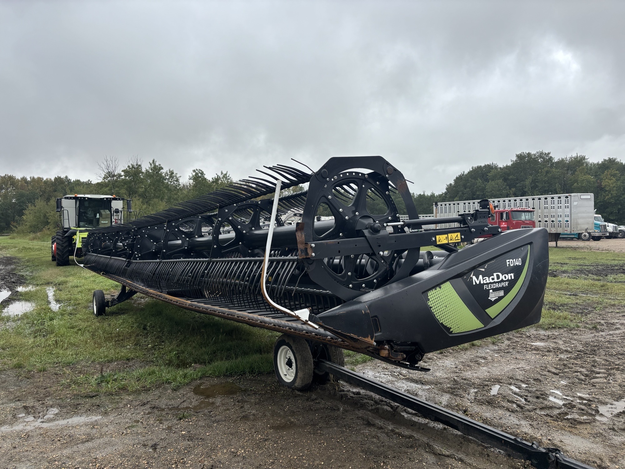 2021 MacDon FD140 Header Combine