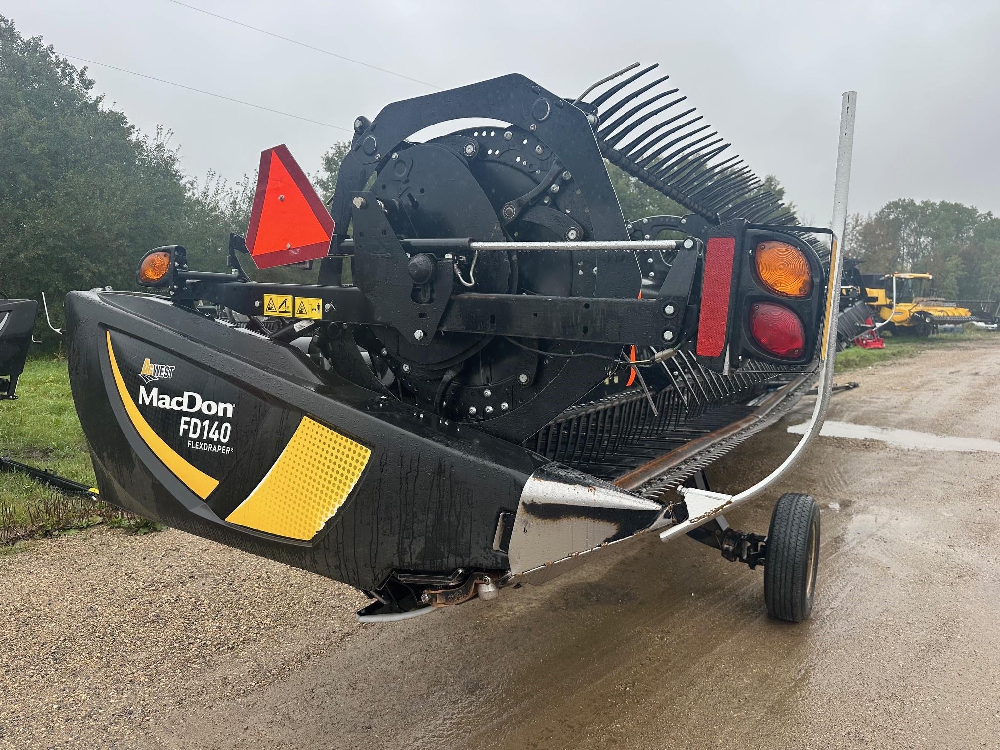 2018 MacDon FD140 - LEXION Header Combine