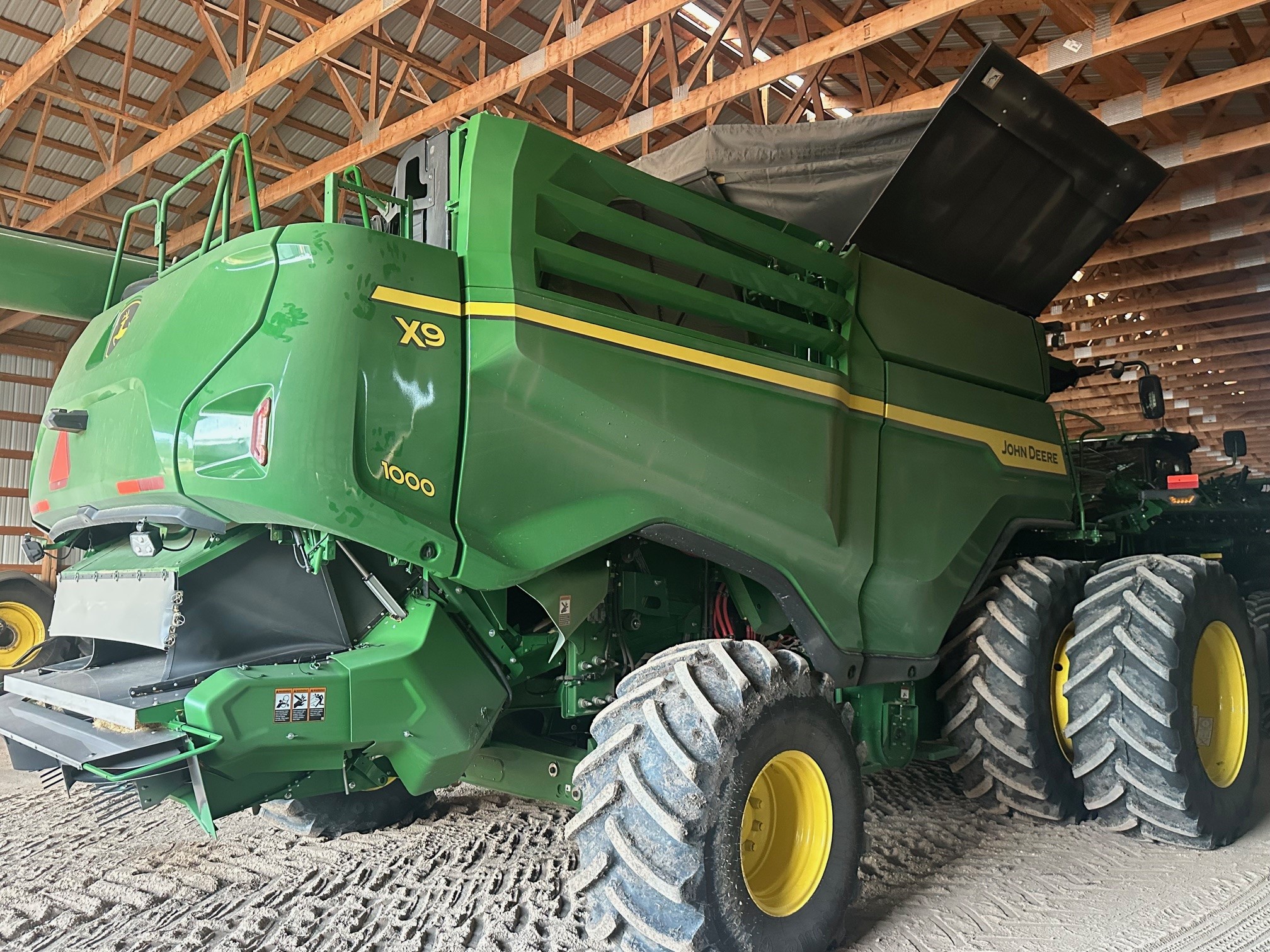 2024 John Deere X9 1000 Combine