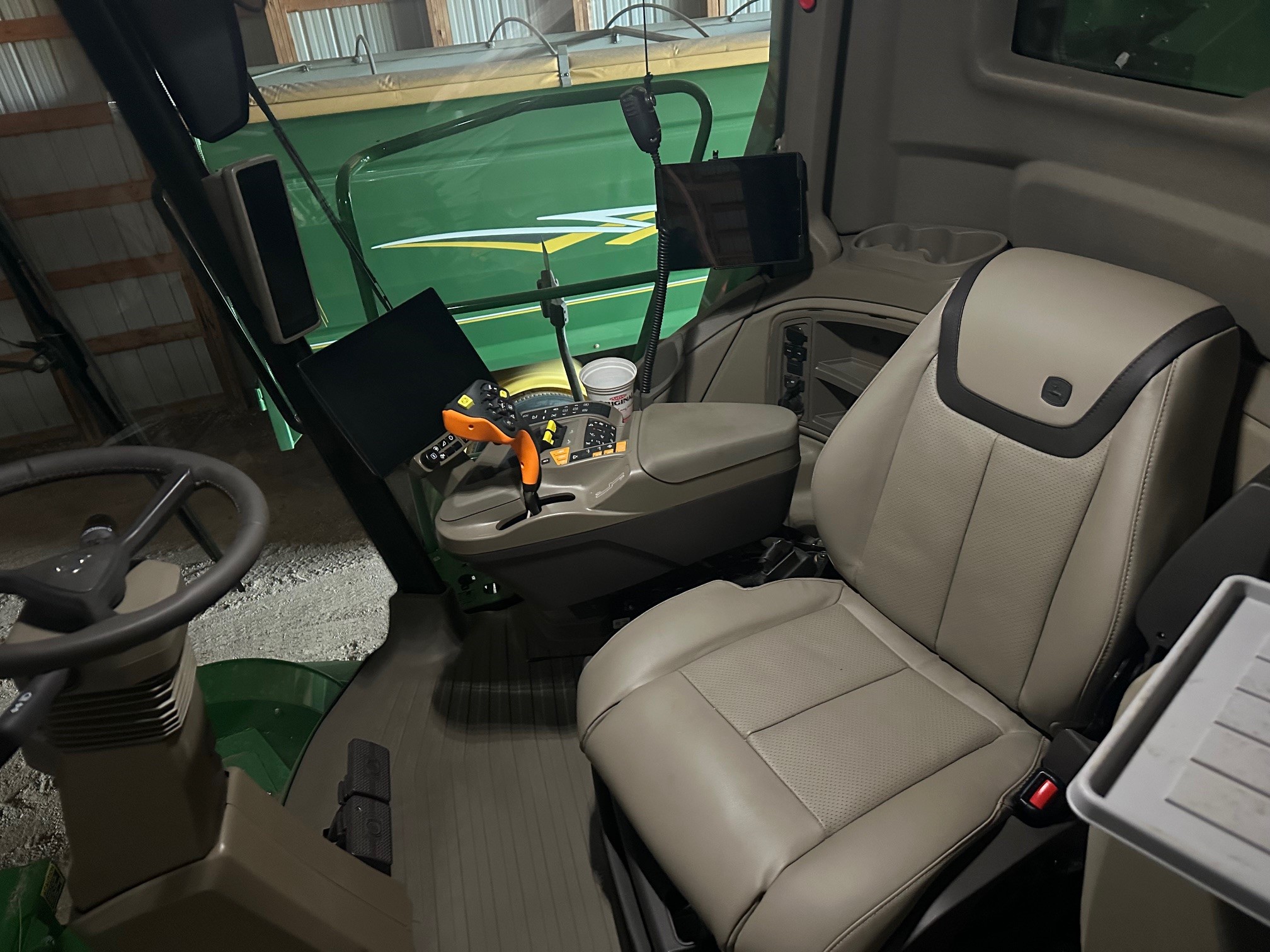 2024 John Deere X9 1000 Combine