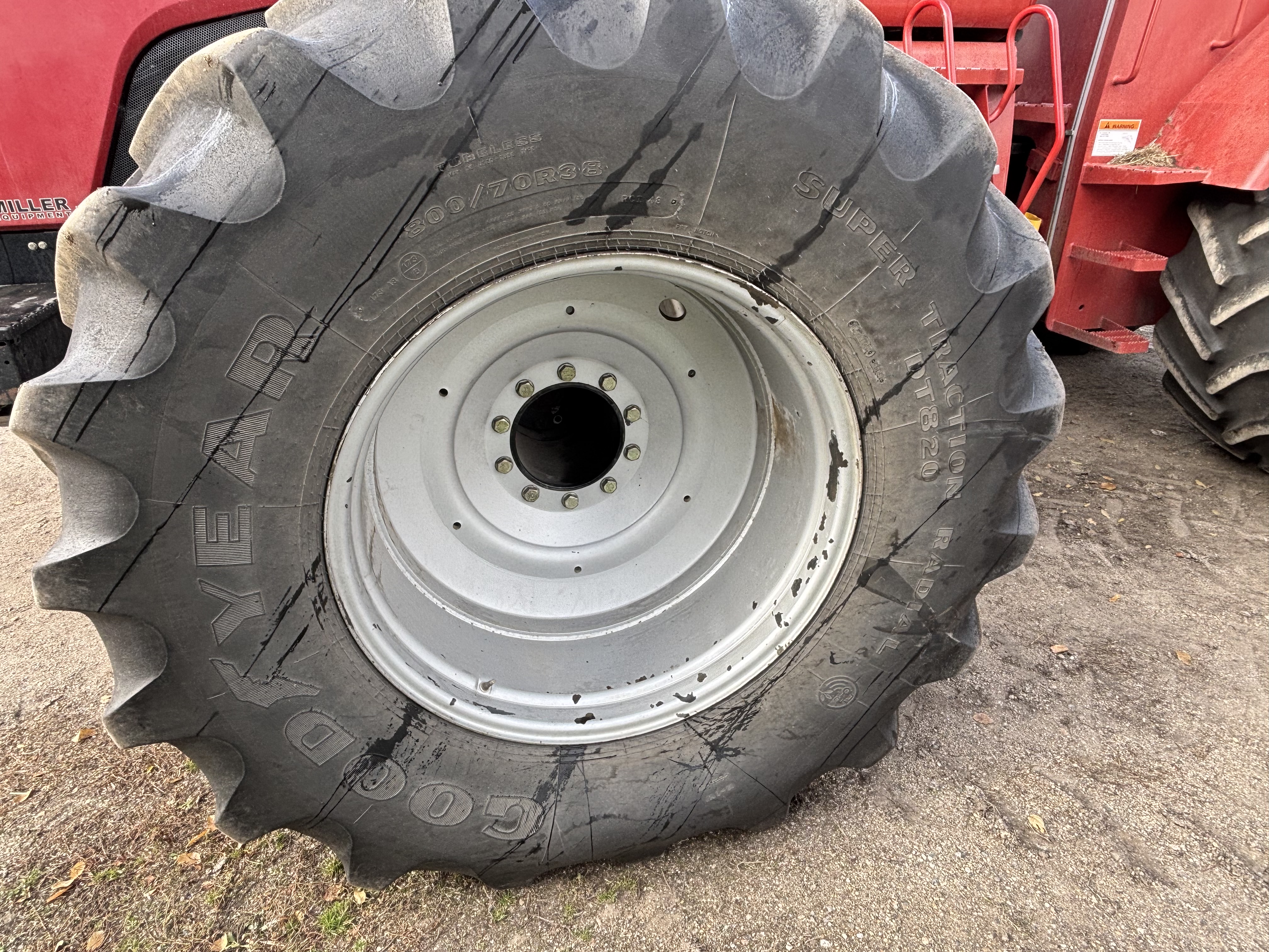 2009 Case IH 435 Tractor 4WD