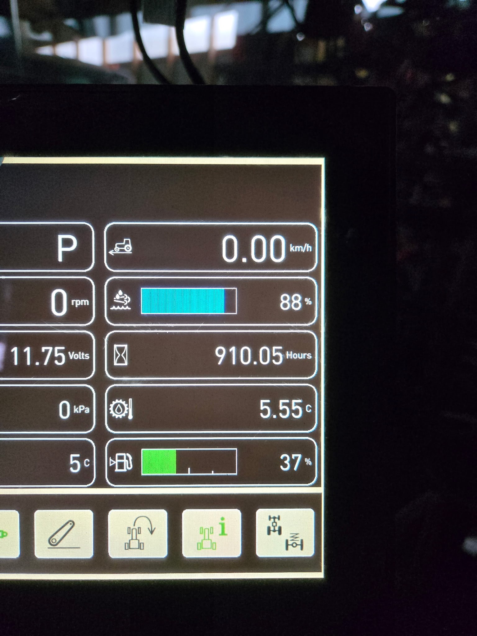 2021 Versatile 520 Tractor