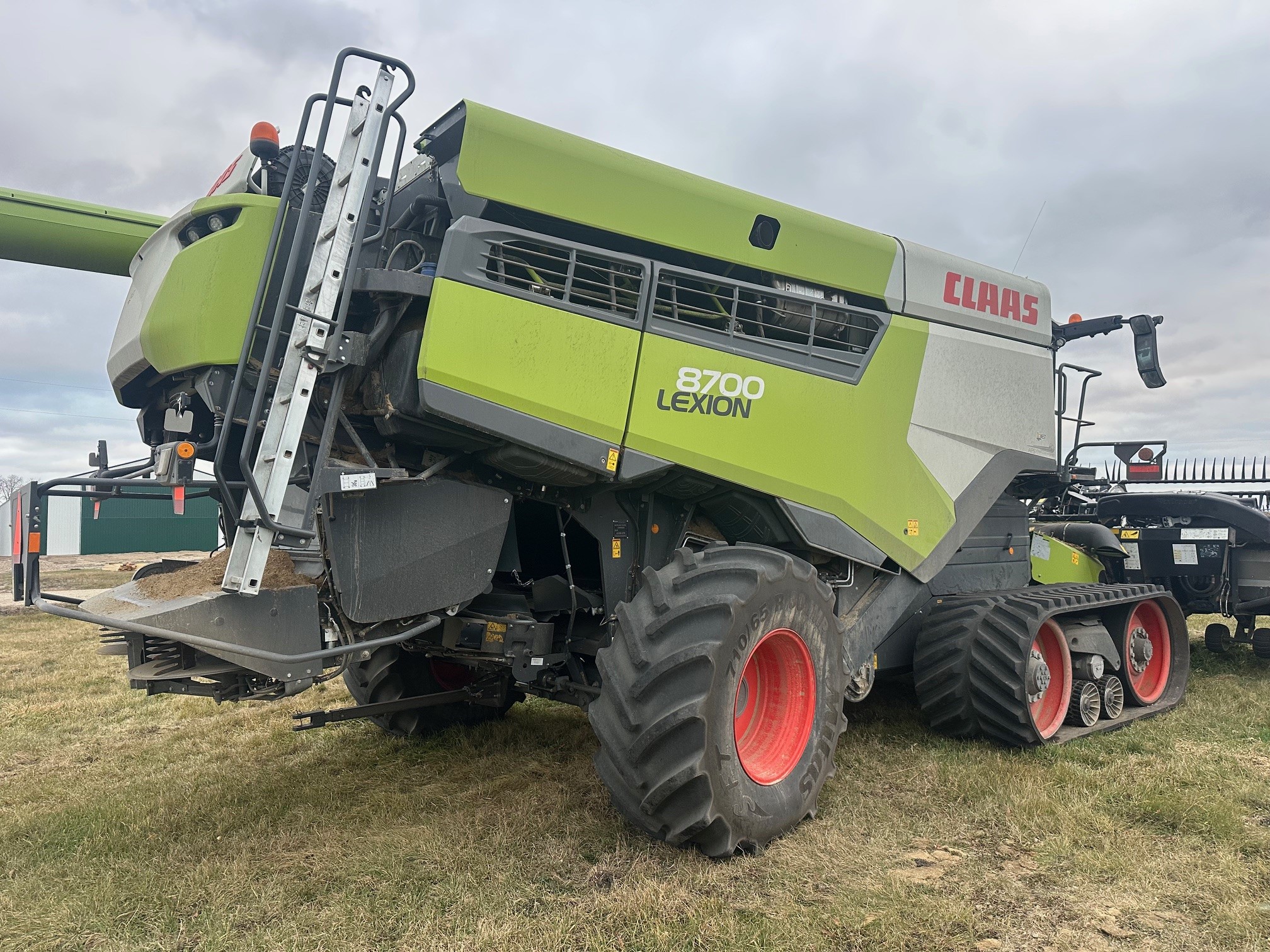 2023 CLAAS 8700TT Combine
