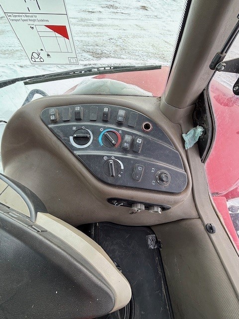 2017 Case IH Magnum 380 Rowtrac Tractor