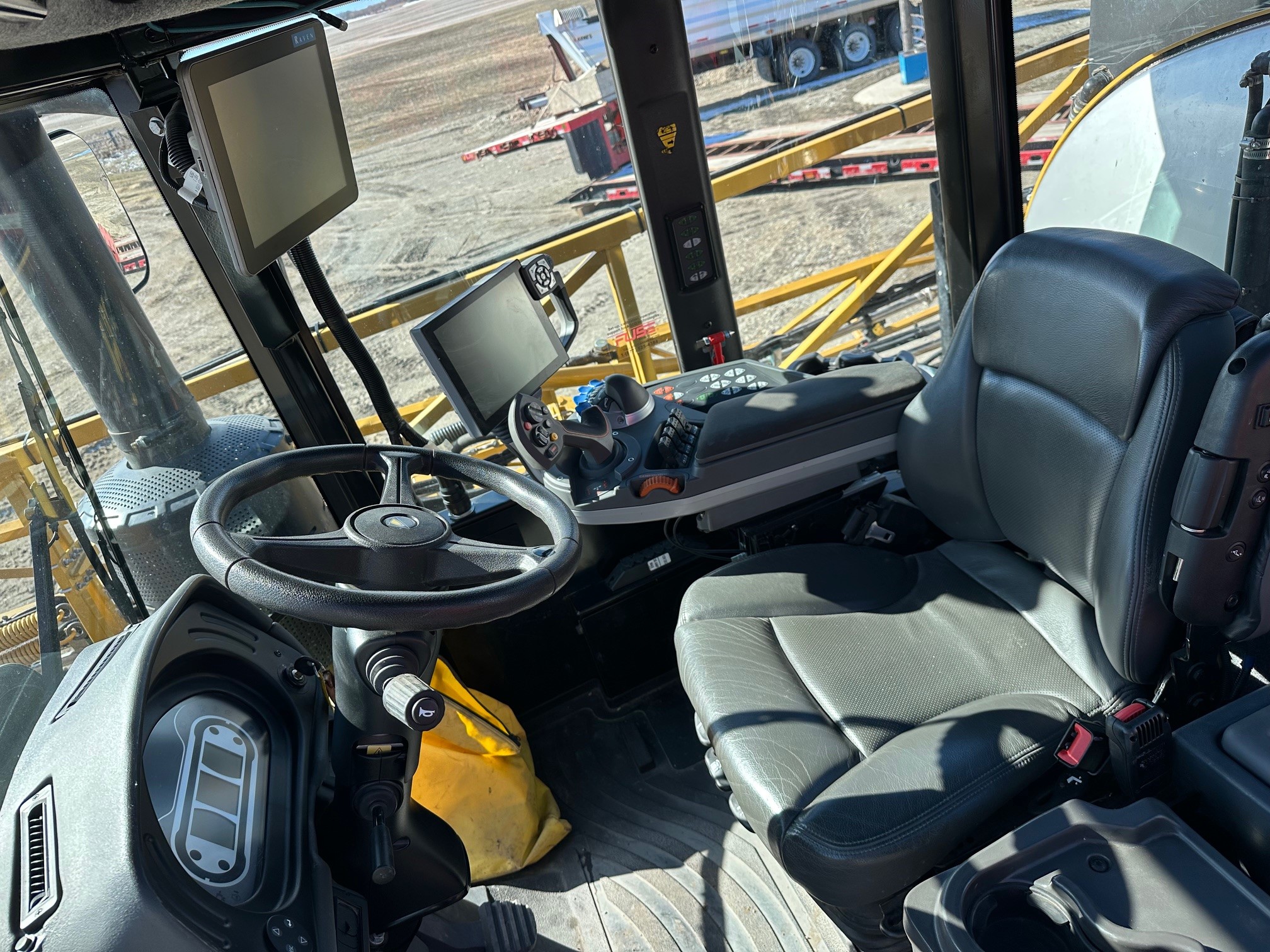2018 RoGator RG1100C Sprayer/High Clearance