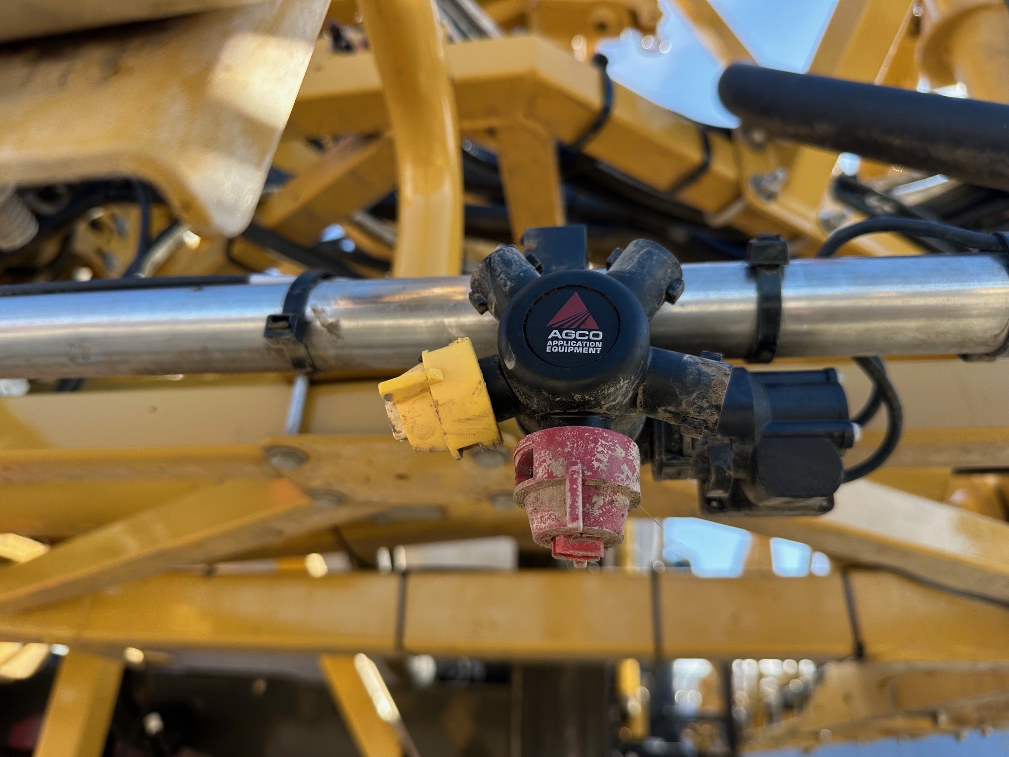 2018 RoGator RG1100C Sprayer/High Clearance