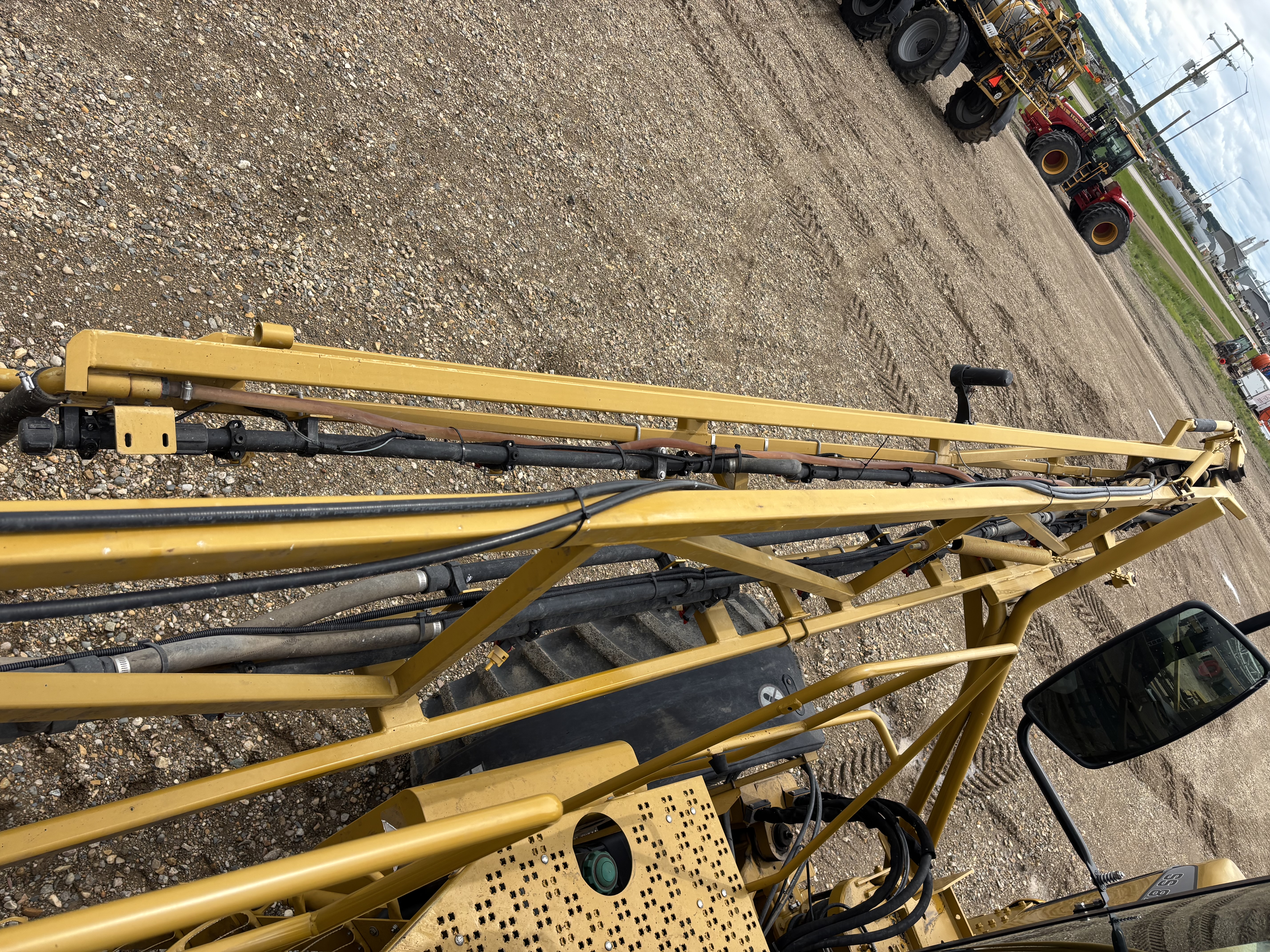 2007 RoGator SS874 Sprayer/High Clearance