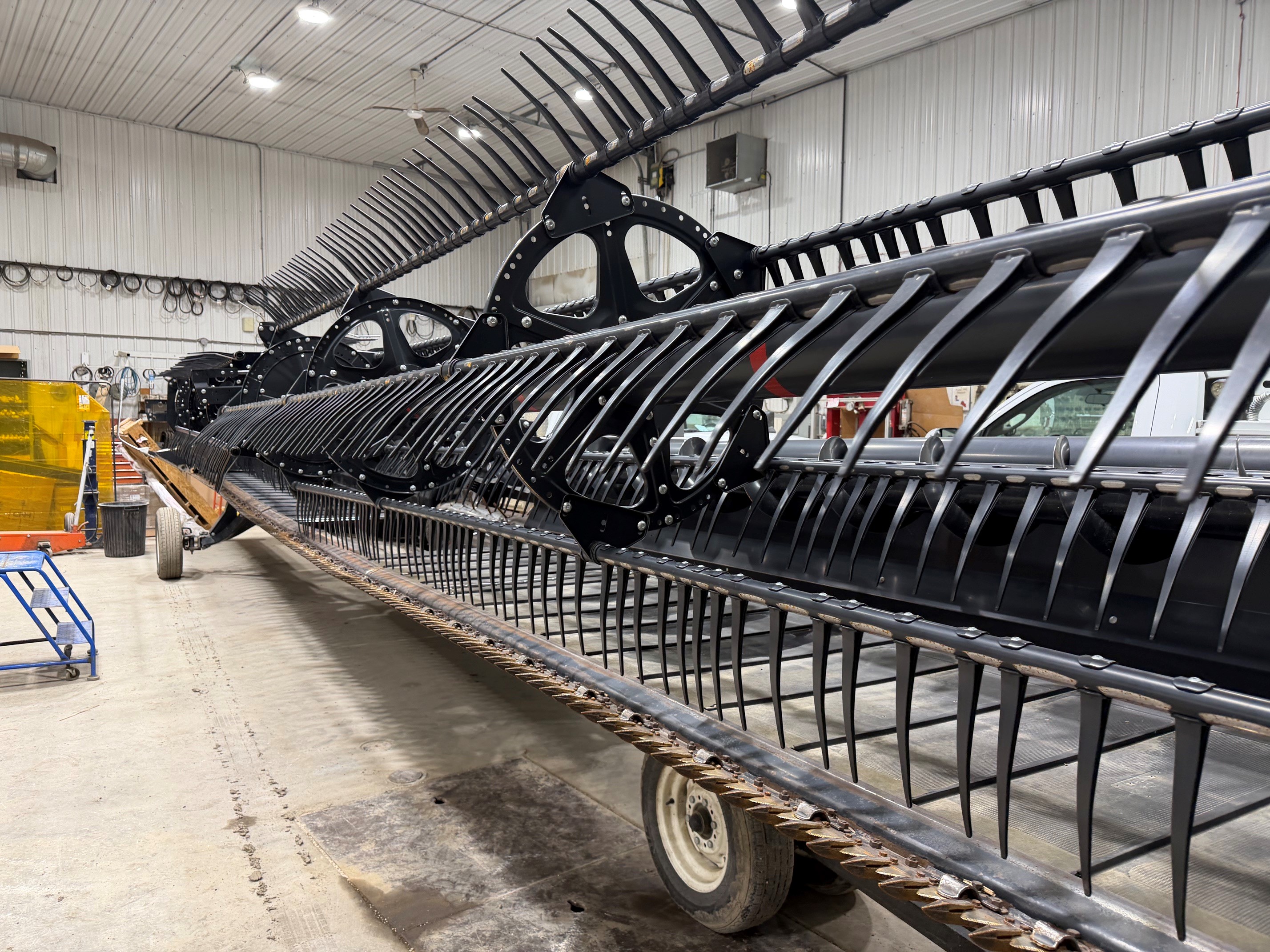 2018 MacDon FD140 Header Combine