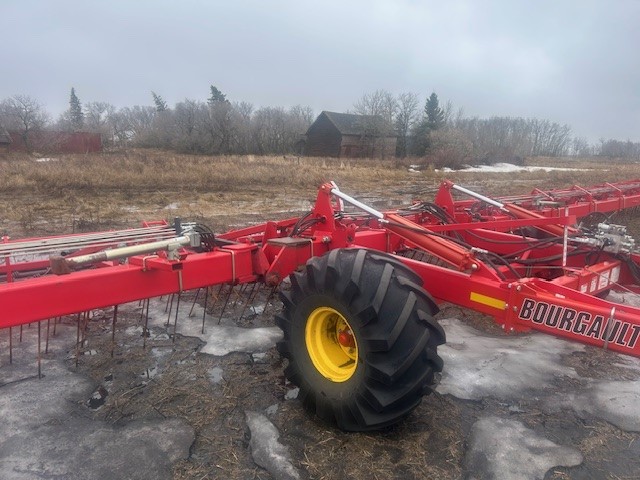 2017 Bourgault XR770-90 Misc