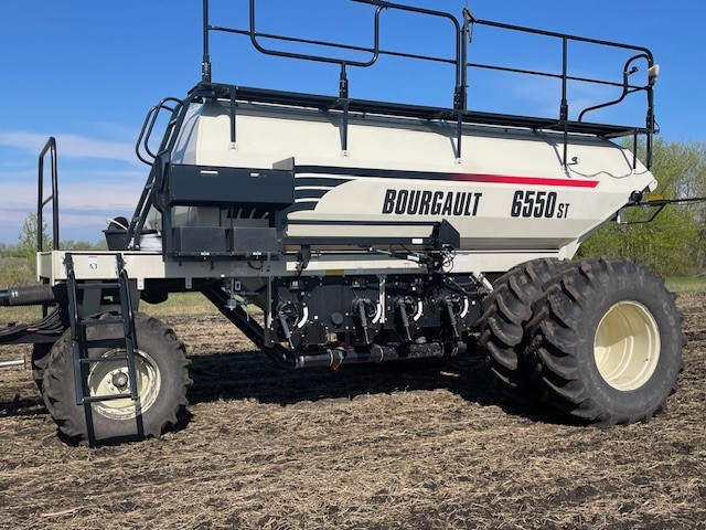 2014 Bourgault 3320-60 Seeding Tool