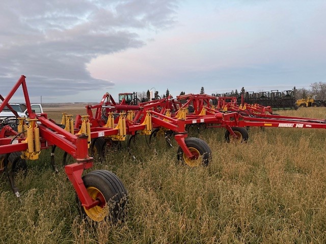 2013 Bourgault 9400-60 Row Crop Tillage