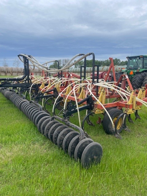 1999 Bourgault 8810-40 Seeding Tool