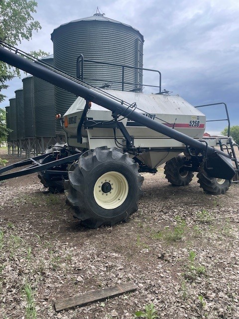 1999 Bourgault 8810-40 Seeding Tool