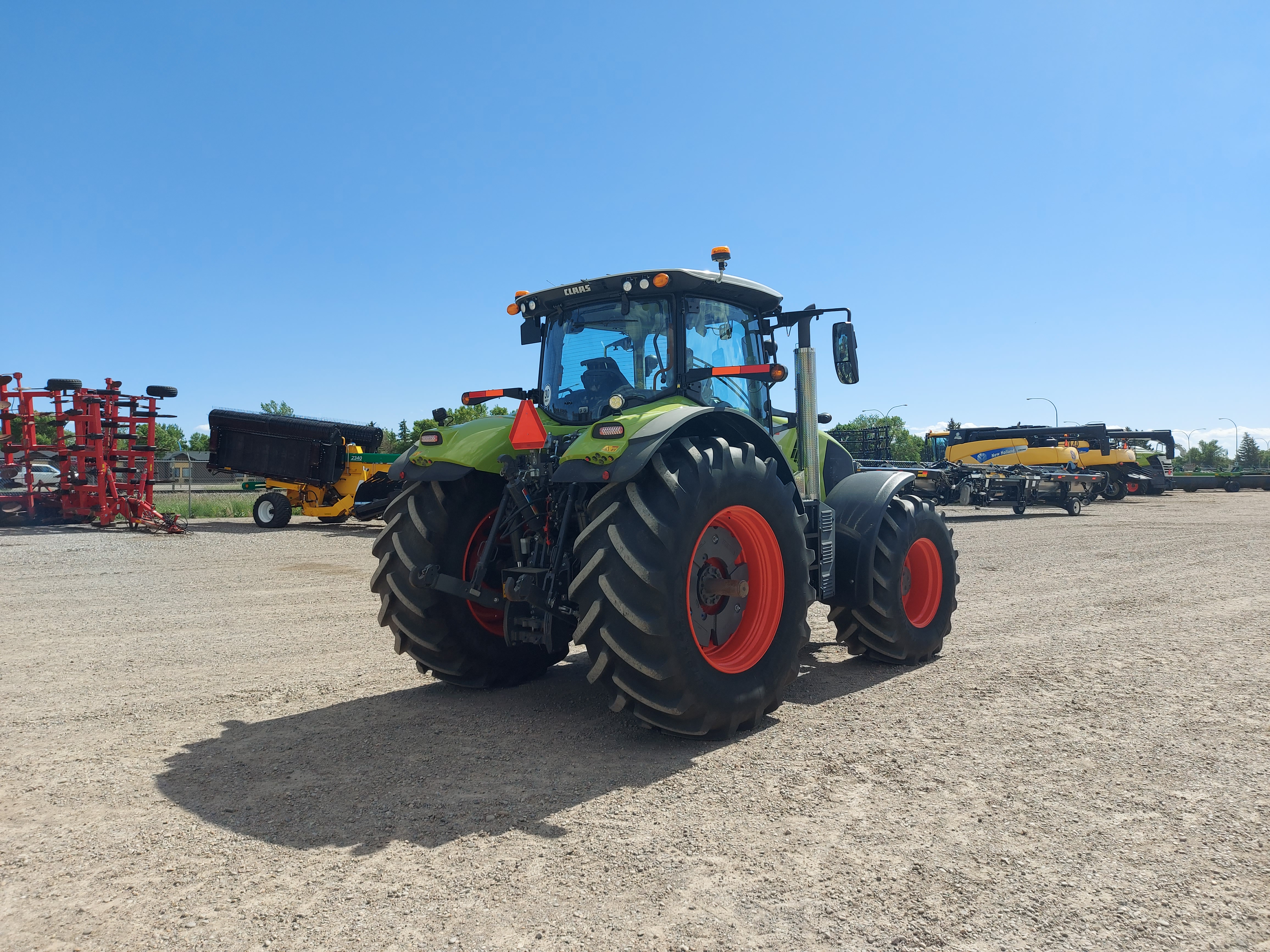 2021 CLAAS AXION 860 Tractor