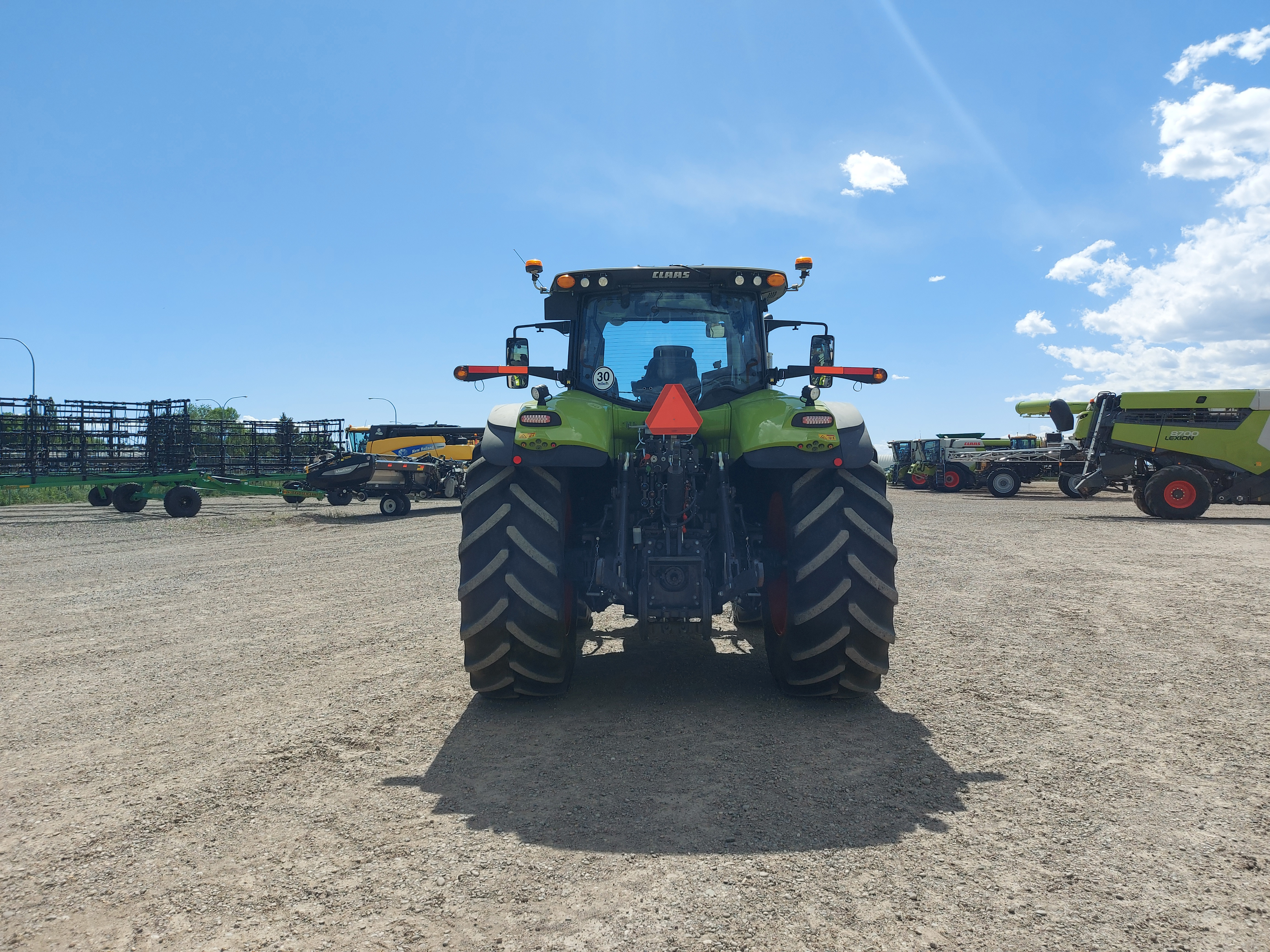 2021 CLAAS AXION 860 Tractor