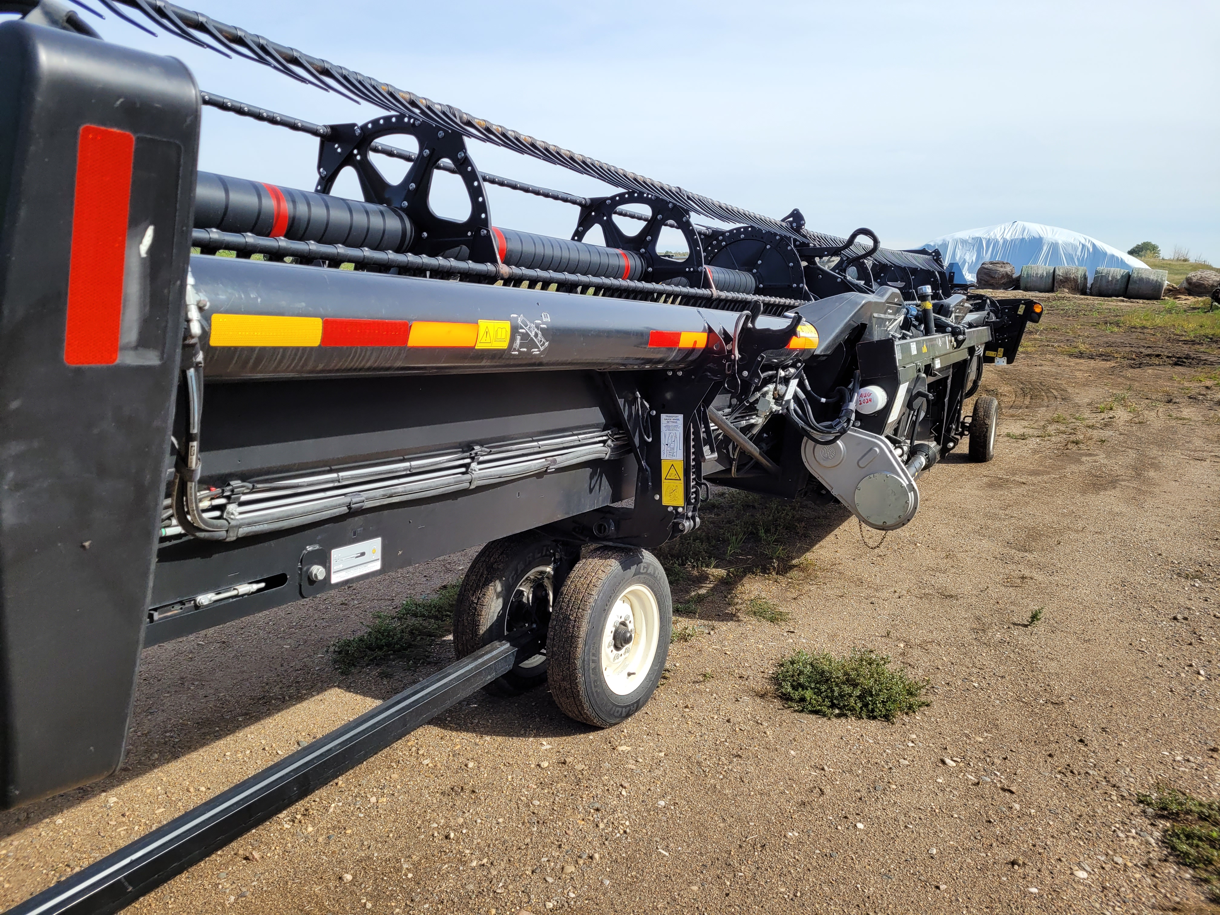 2018 MacDon FD140 Header Combine