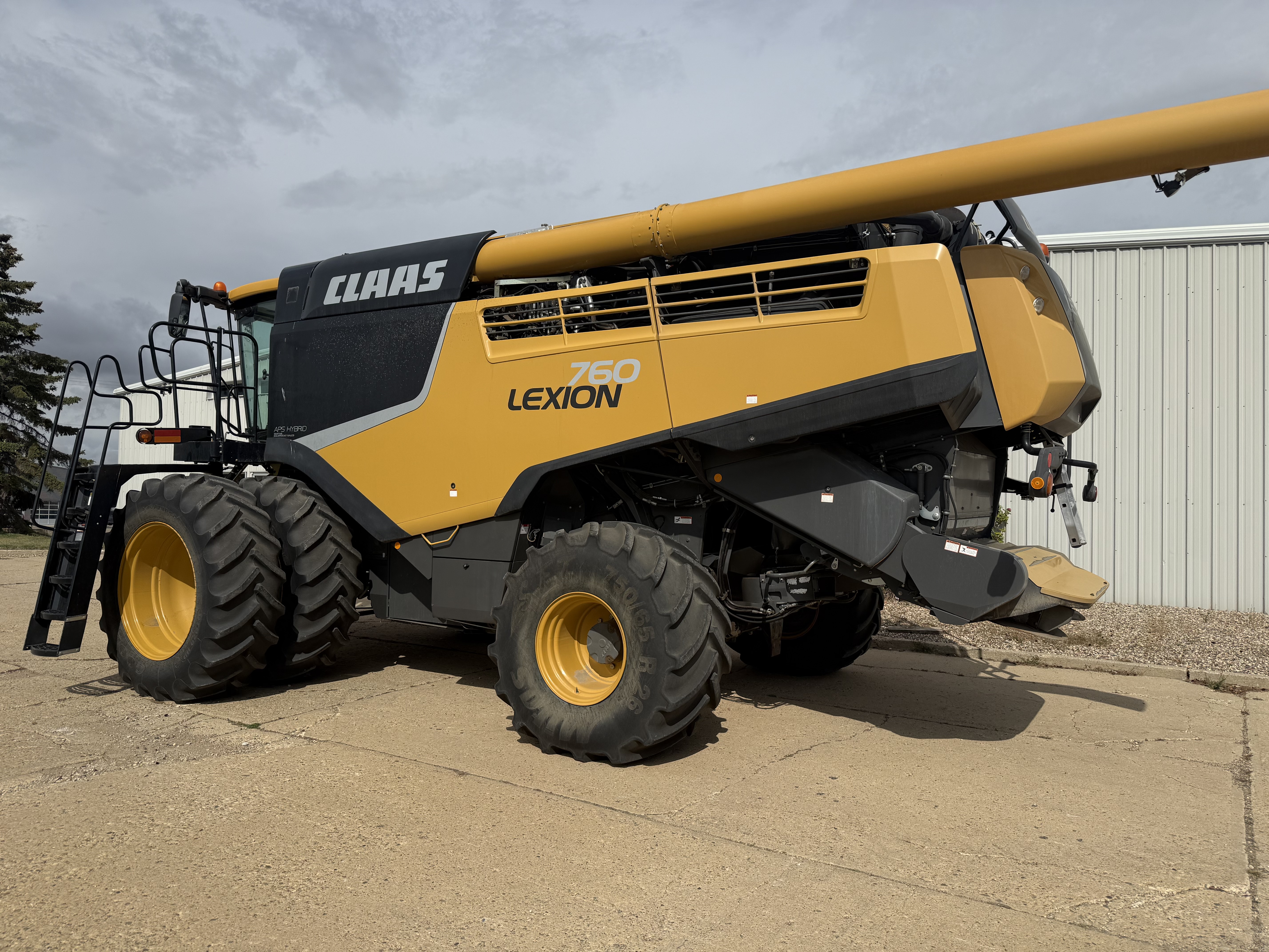 2016 CLAAS LEXION 760 Combine