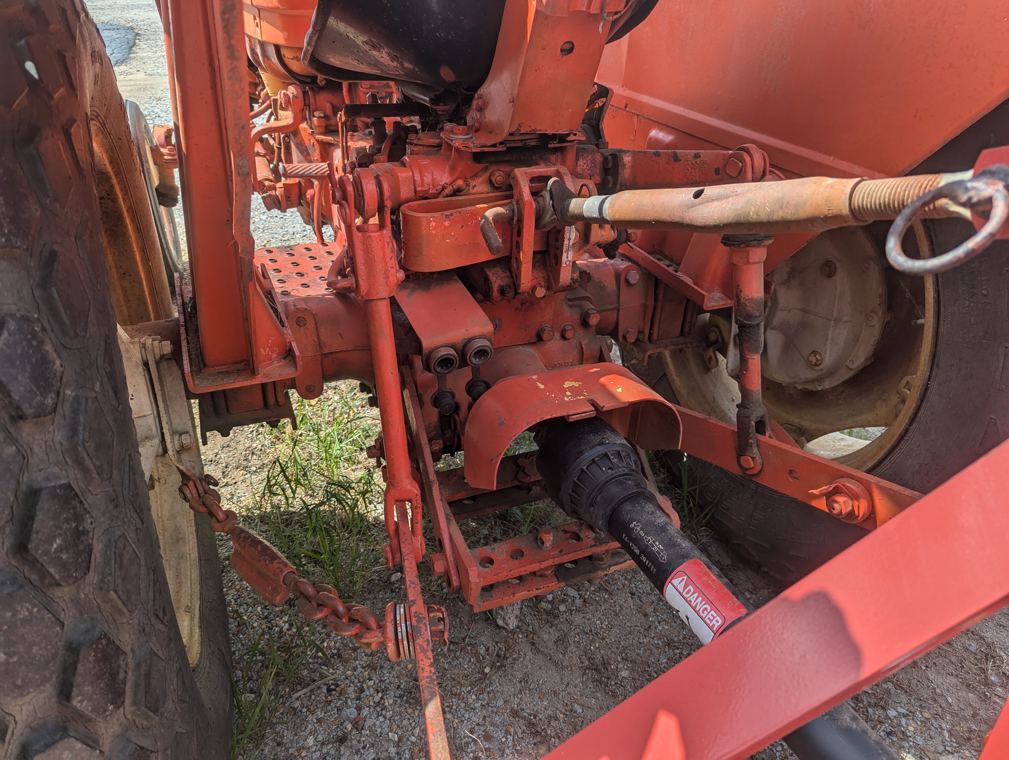 1976 Allis Chalmers 5040 Tractor