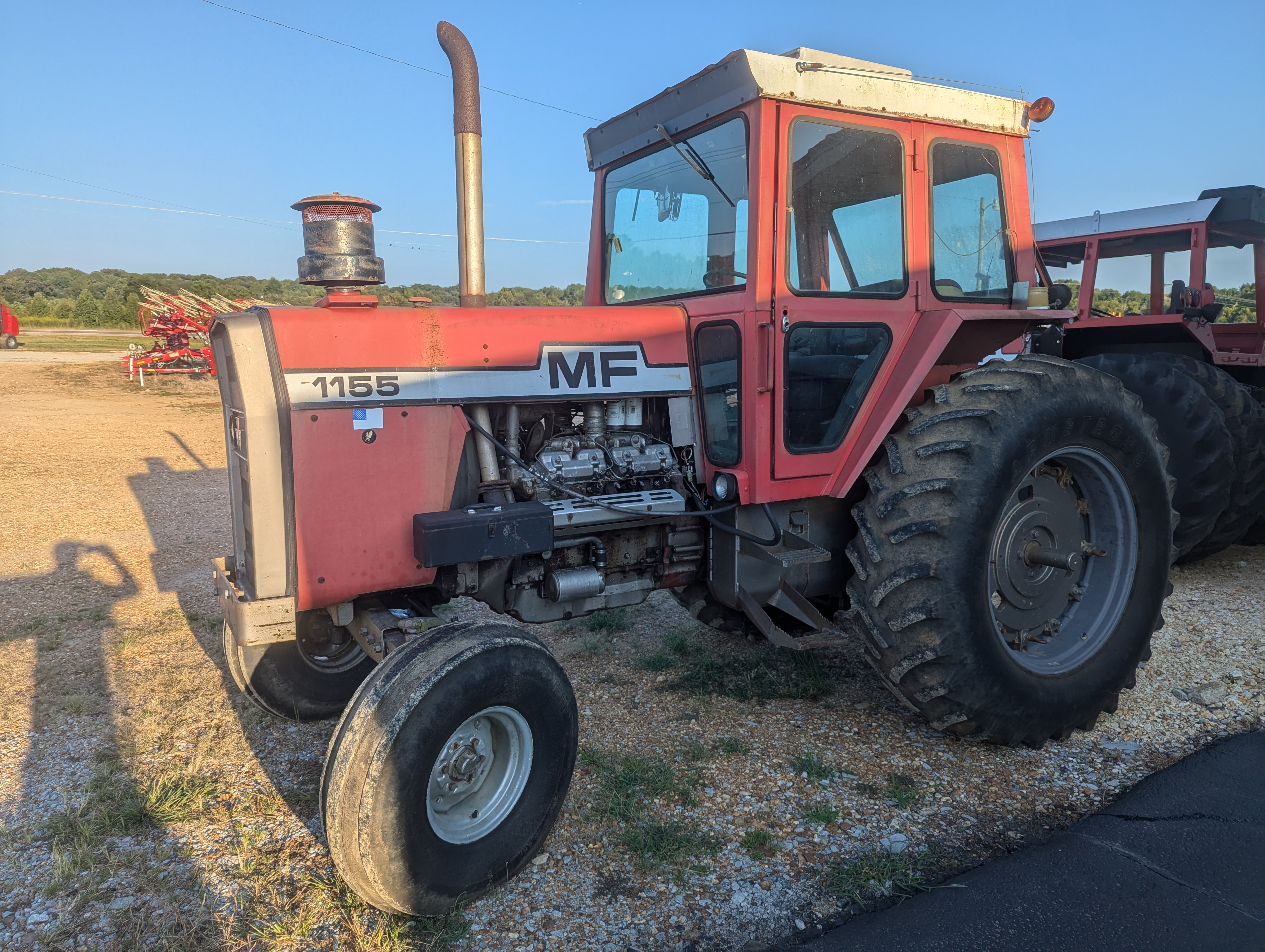 1975 Massey Ferguson 1155 Tractor