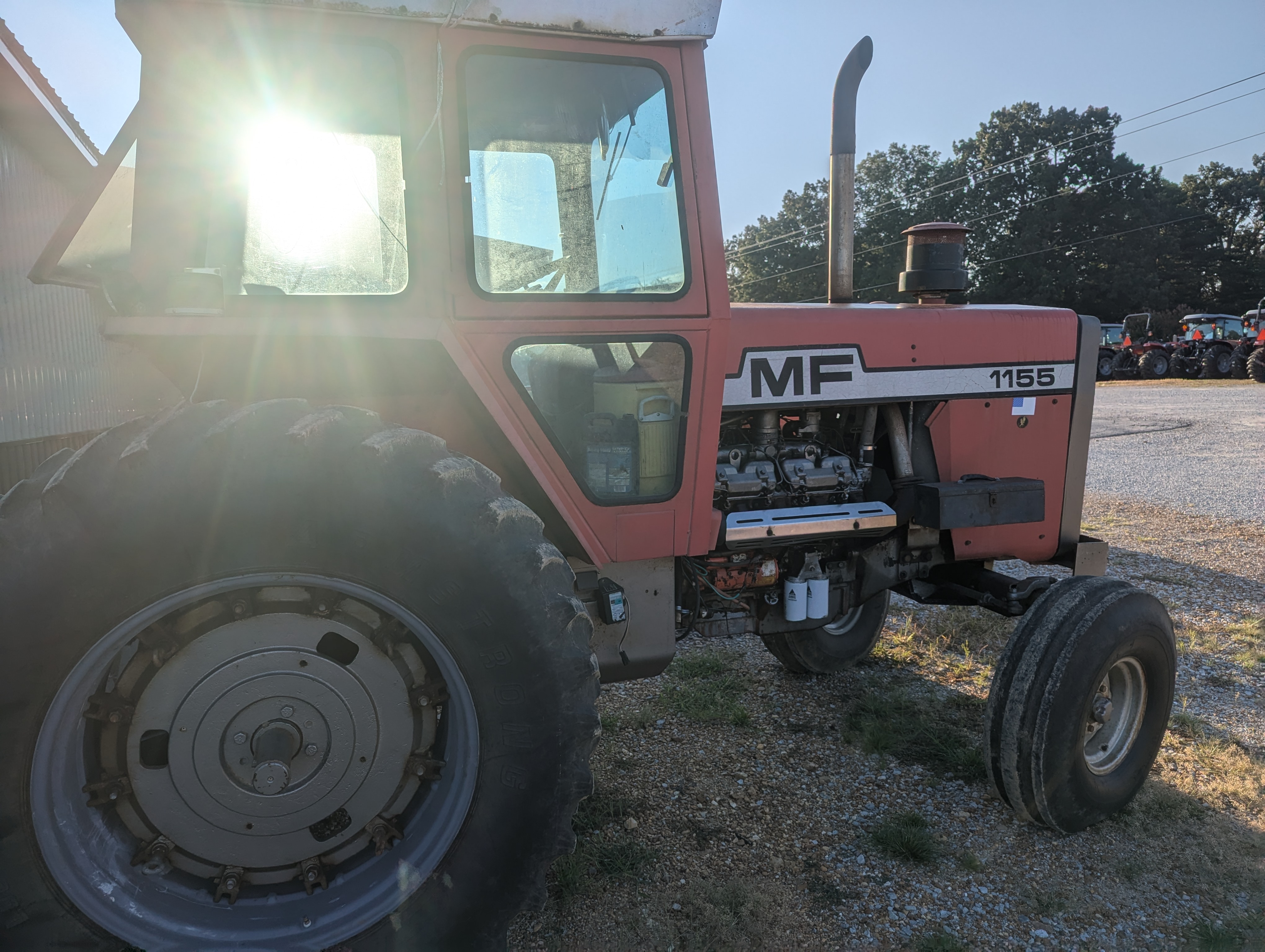 1975 Massey Ferguson 1155 Tractor